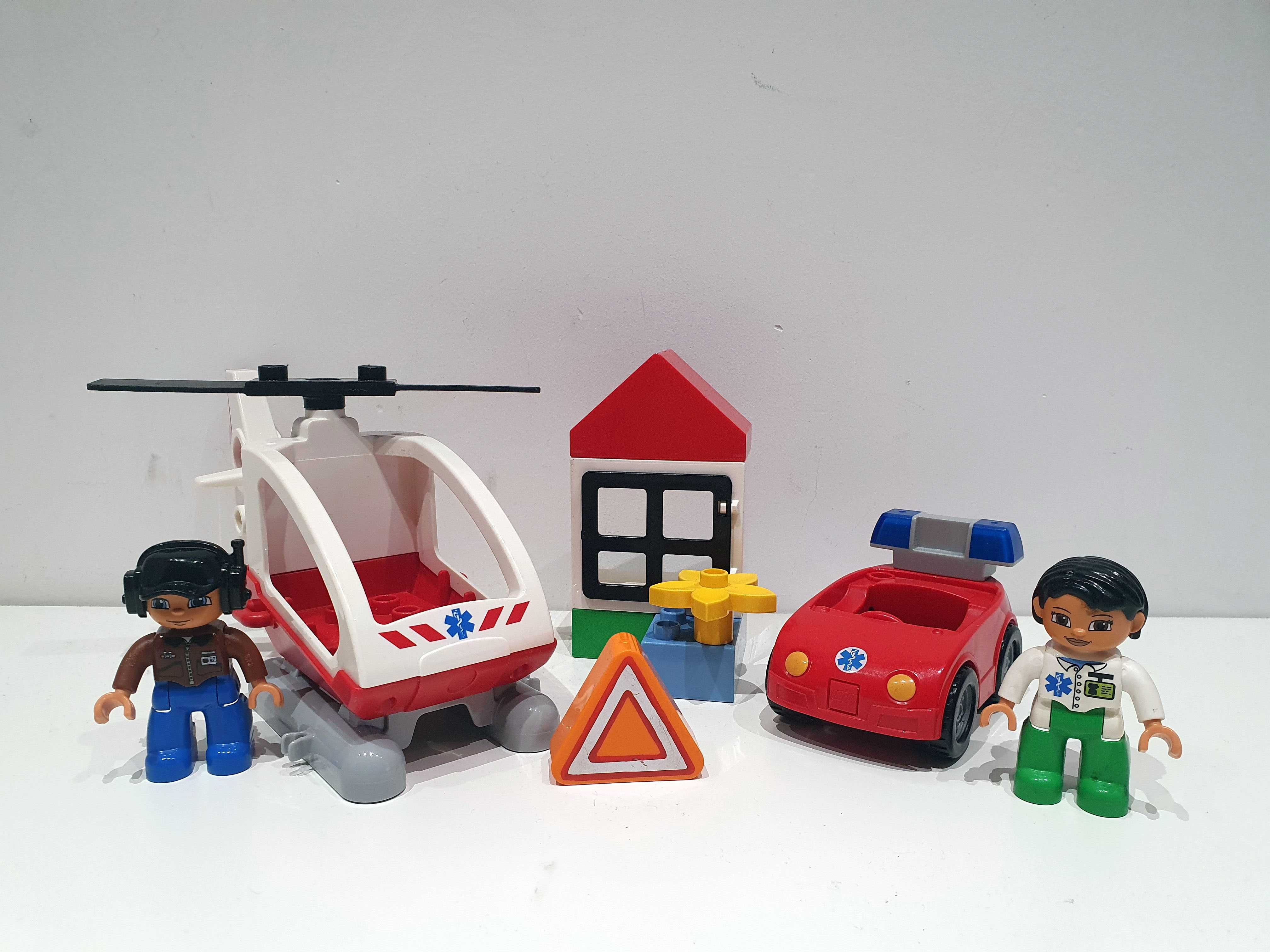 Lego DUPLO 5794 helikopter ratunkowy + 5793 pielęgniarka lekarz