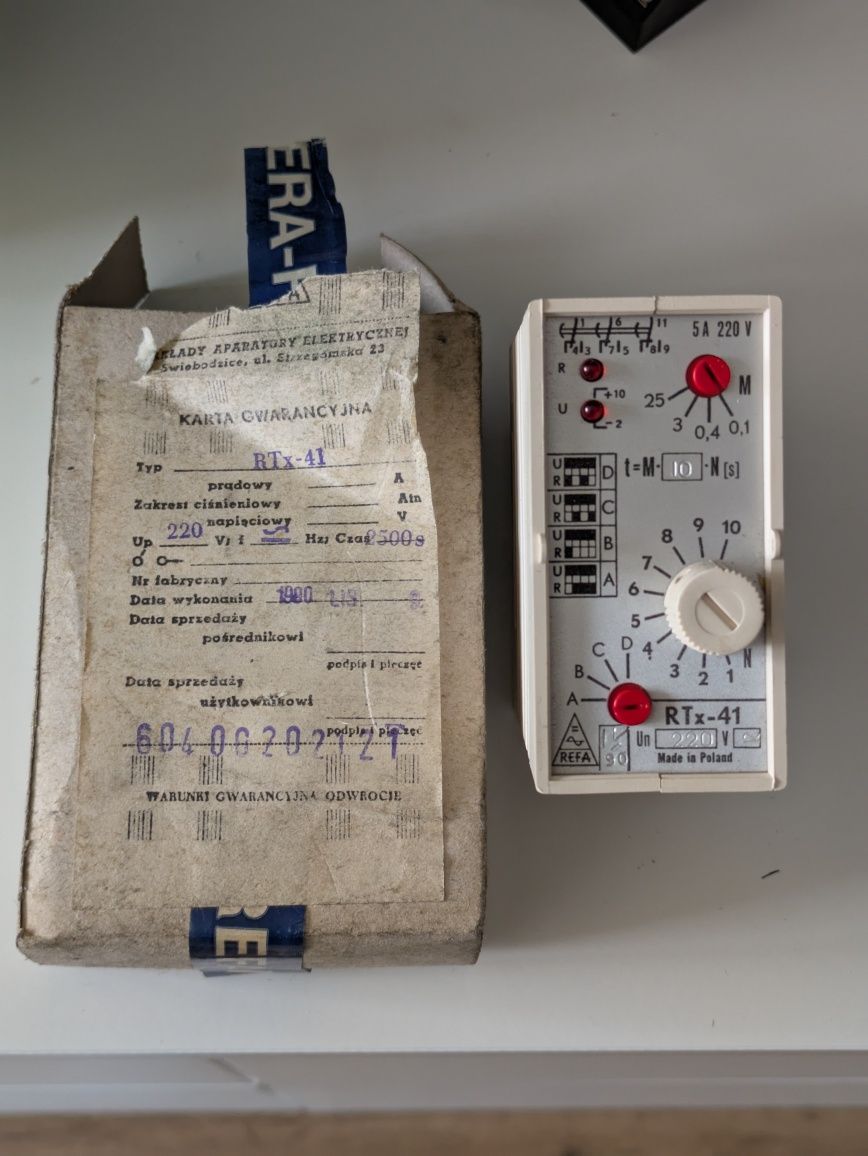 Zestaw elementów elektronicznych. możliwość sprzedaży pojedynczych el.