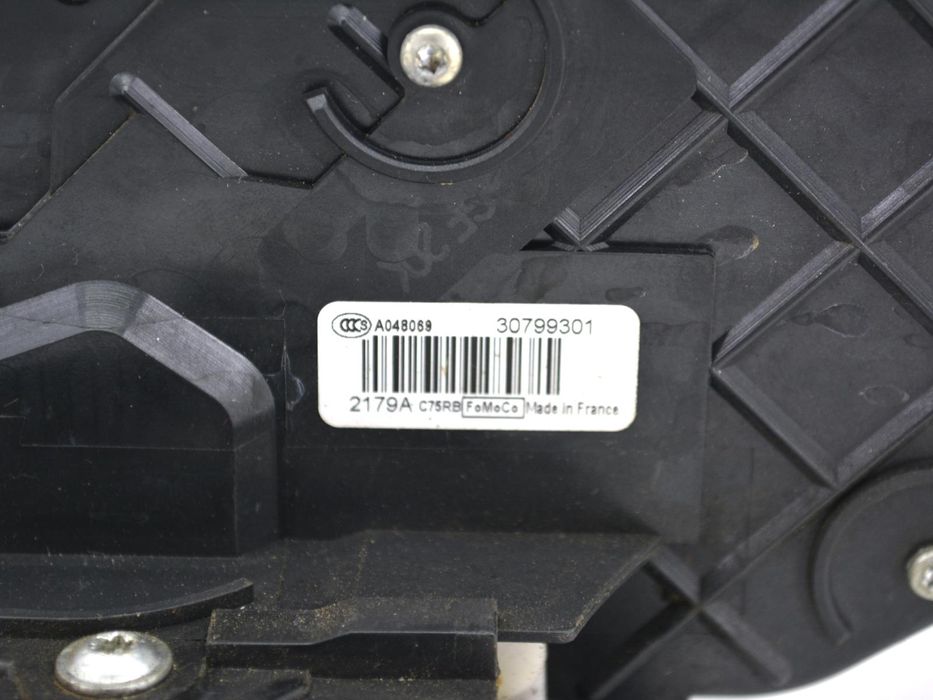Замок дверей передній правий VOLVO XC60 2008-2013 30799301