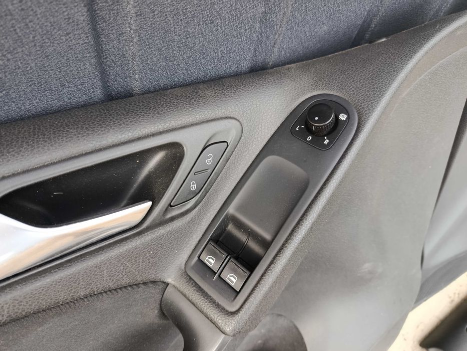 Golf 6 VI *LA7T *Lusterko prawe lewe *Boczek Tapicerka drzwi *Fotele