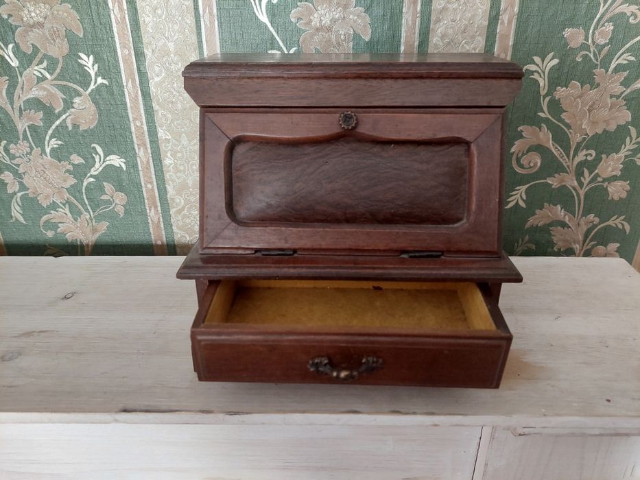 Szkatułka na biżuterię