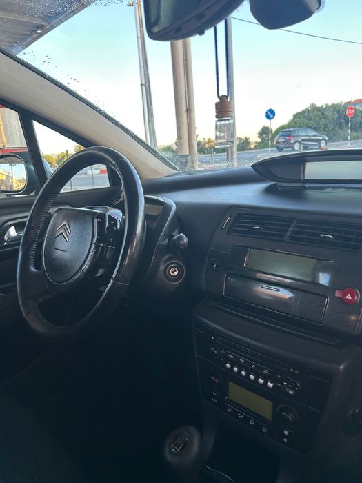 Citroën c4  3500€
