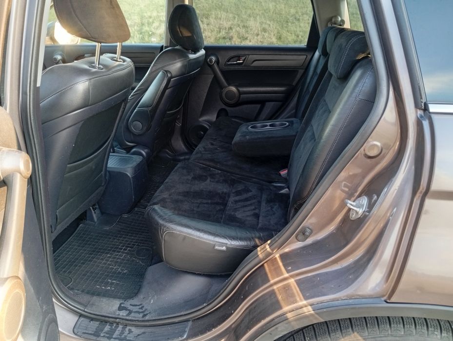 Honda CR-V 3 lift diesel.