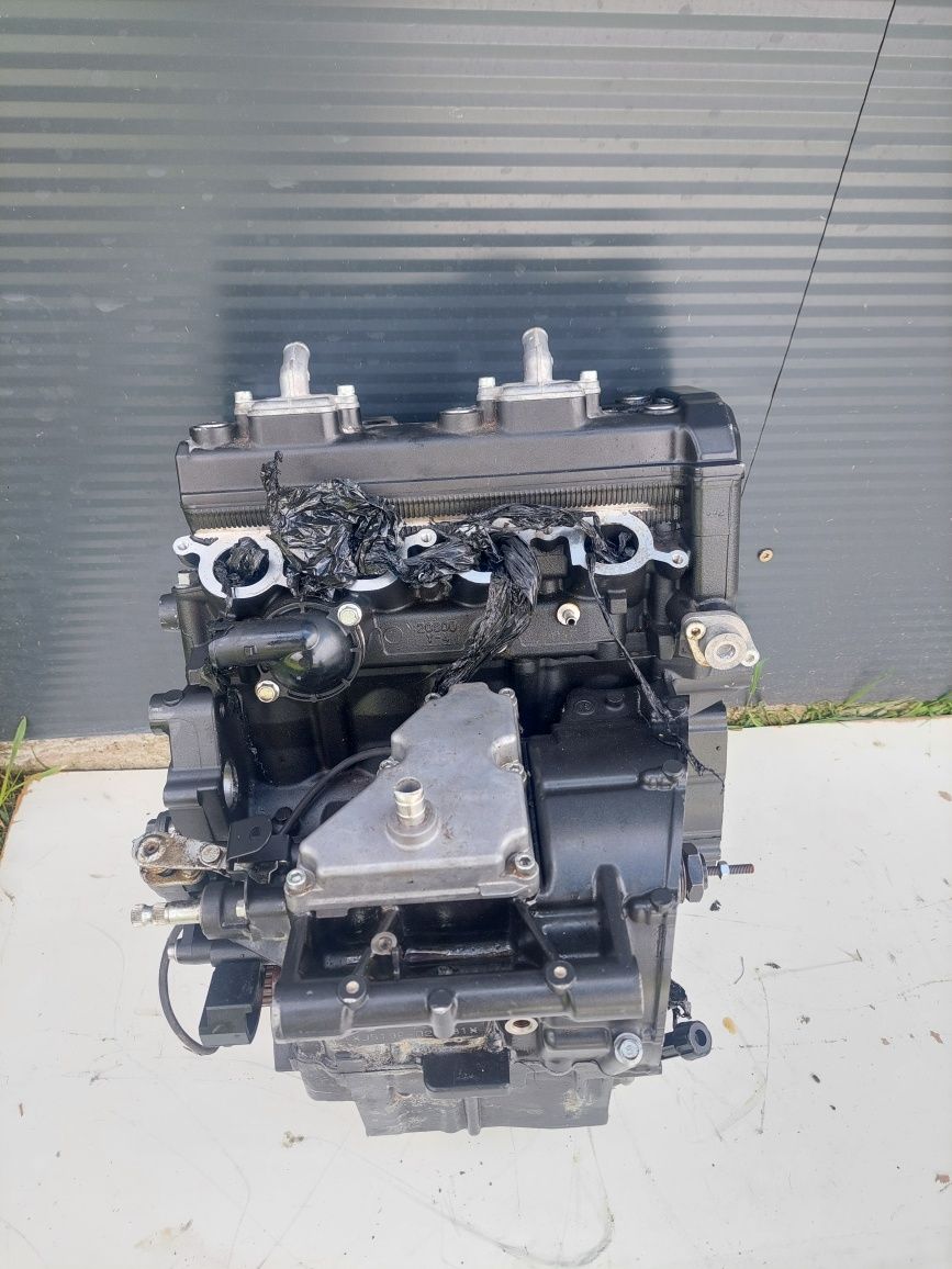 Silnik  silniki yamaha honda Lifan dayung gilera