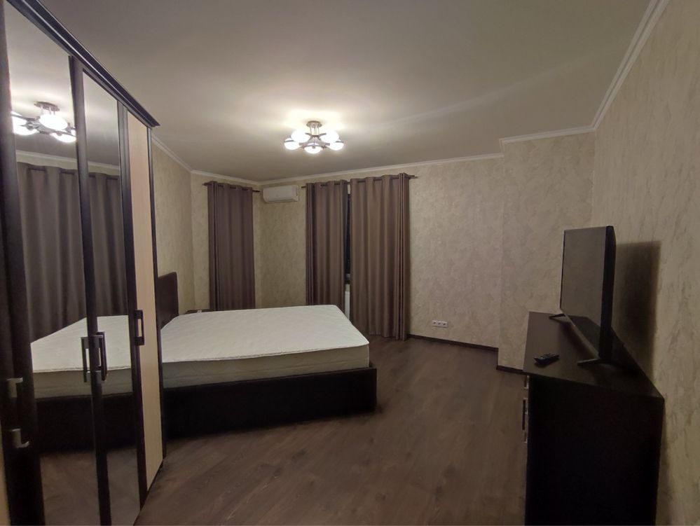 Оренда 48 м кв простору ЖК Петрівський Квартал вул Лесі Українки