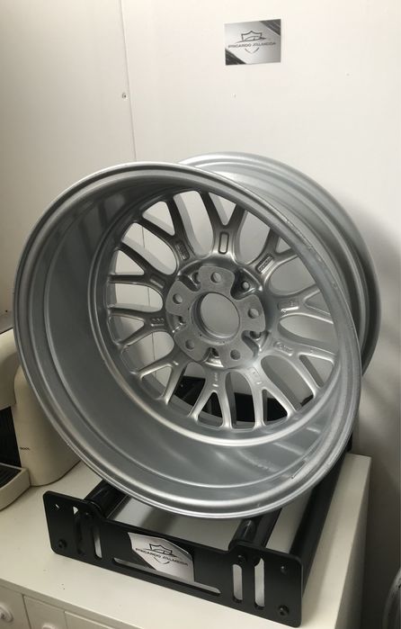 Jantes NOVAS Rondell 0058 em 16 5x120 com aba - RESTAURADAS