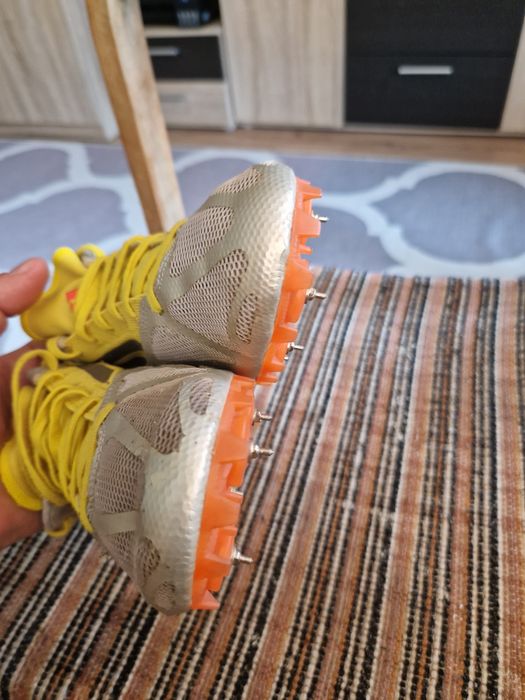 Buty kolce adidas r 40