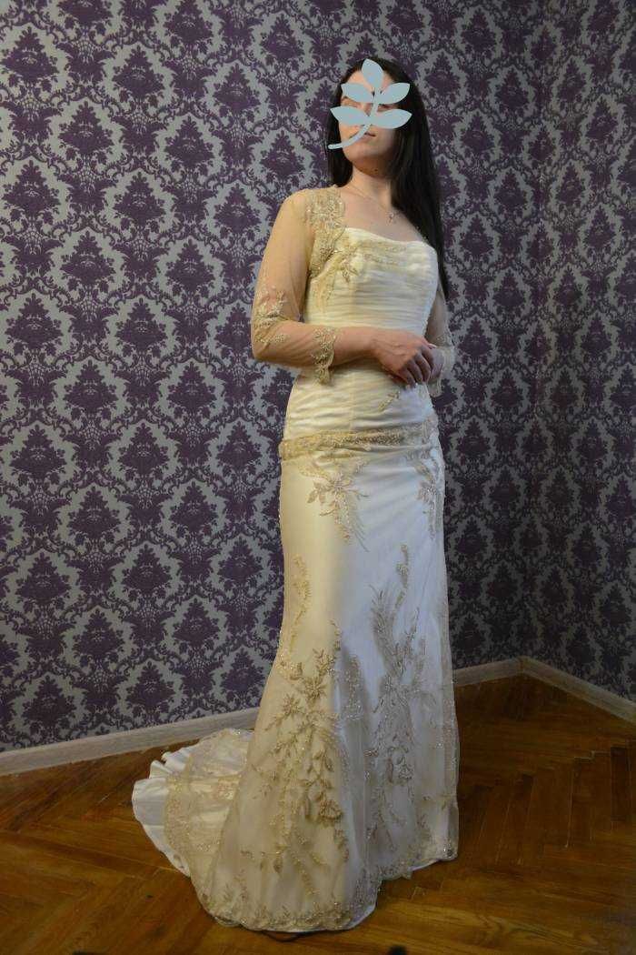 Колекційна весільна сукня, розмір S-M (заміри в опису)