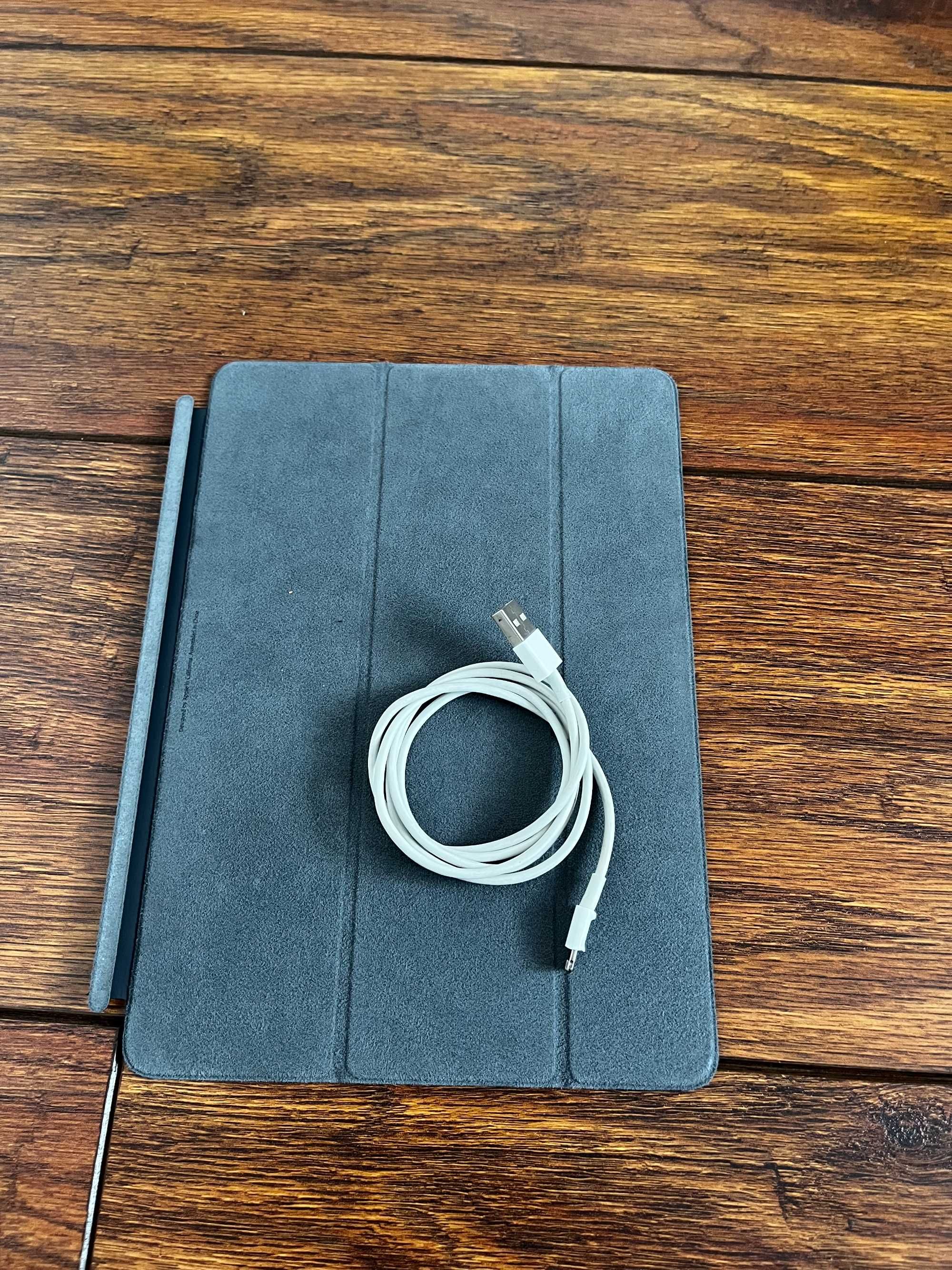 Apple iPad 5 32GB A1823 Wi-Fi | Space Gray | Stan: Bardzo dobry