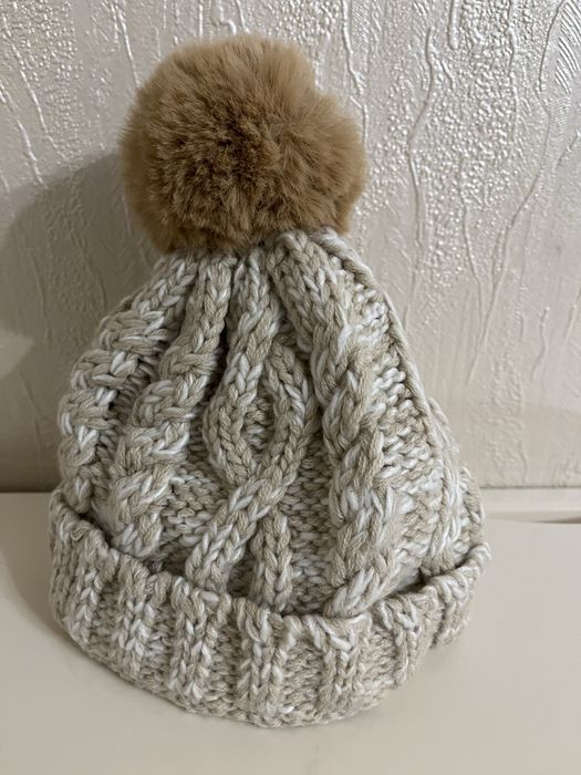 Дитяча шапка на хлопчика та на дівчинку 1-2 рочки