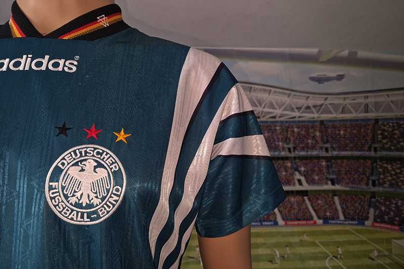 Niemcy DFB Adidas Official Gament 1996-98 eliminacje MŚ 1998 away S/M
