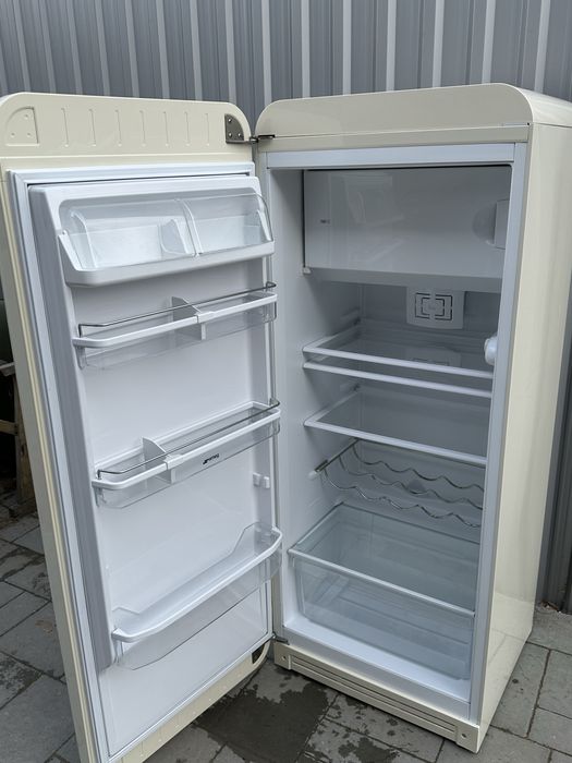 Холодильник Smeg Ретро вис 150см