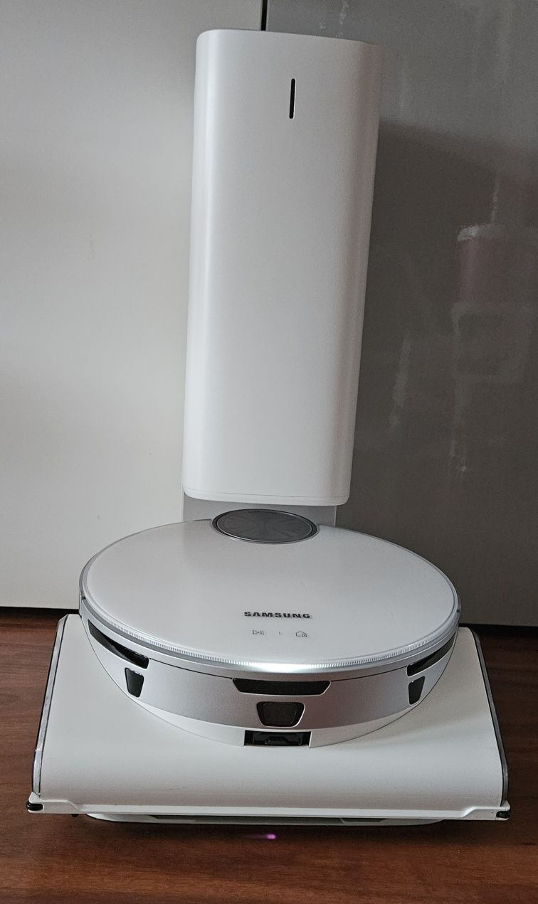 Robot sprzątający marki Samsung, Jet Bot Al+.