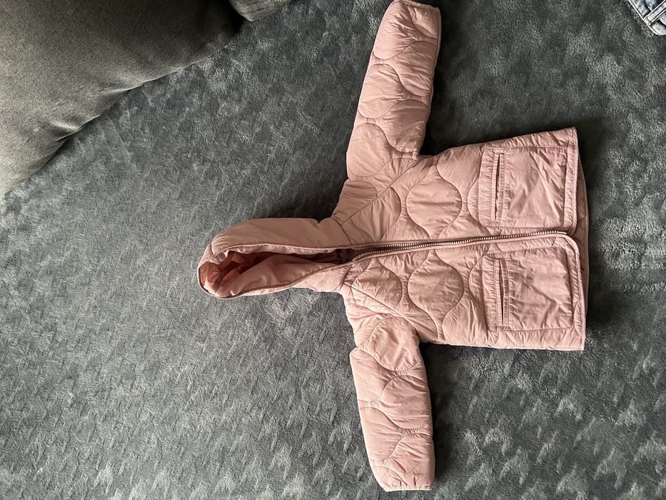 Вітровка для дівчинки