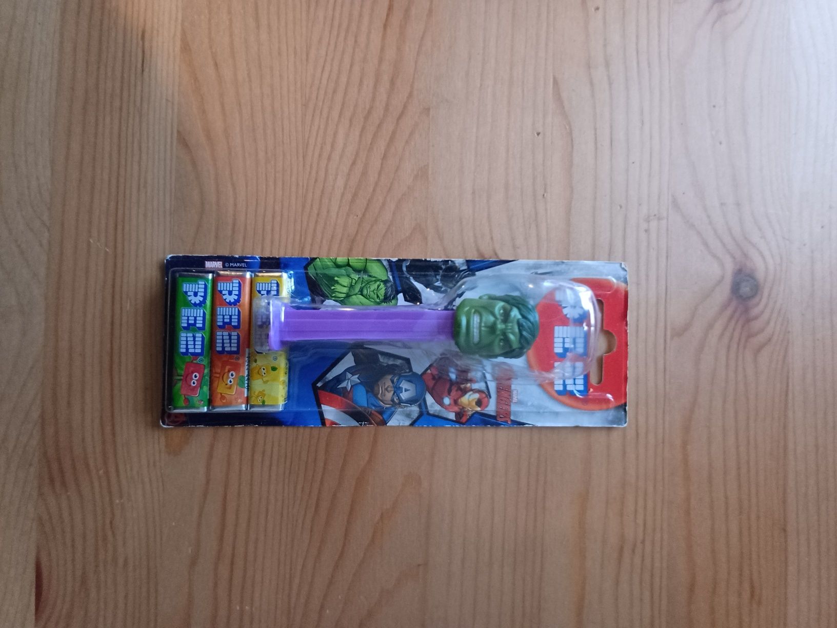 Pez hulk novo na caixa com 3 recargas