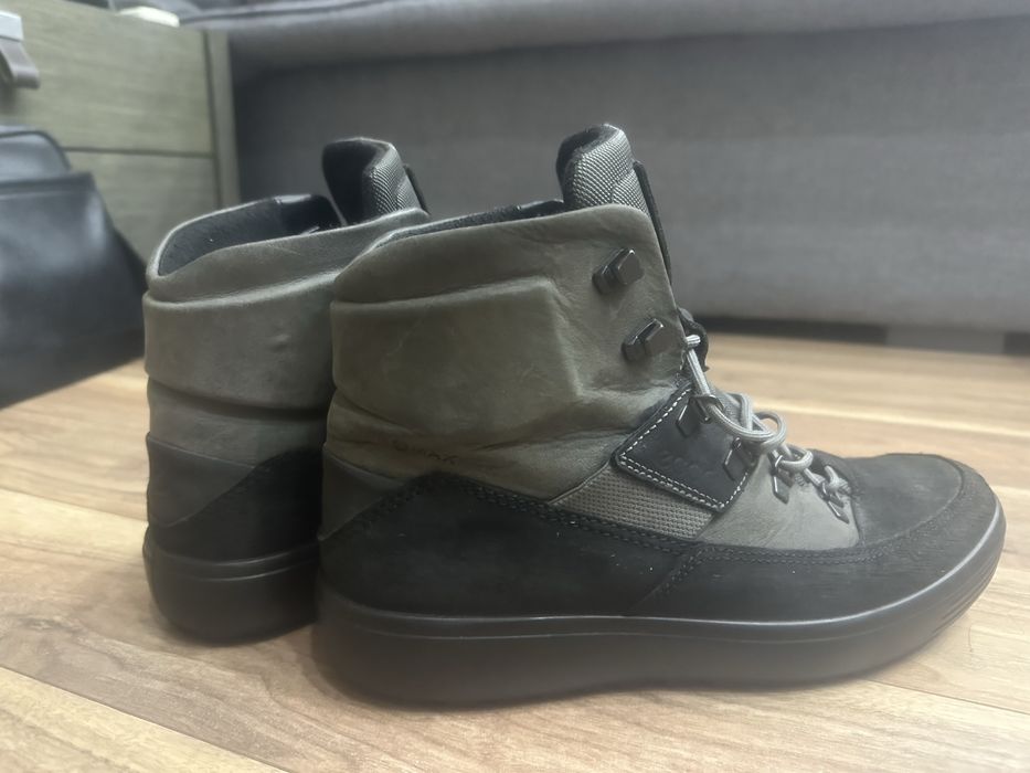 Ботинки / чоботи Ecco