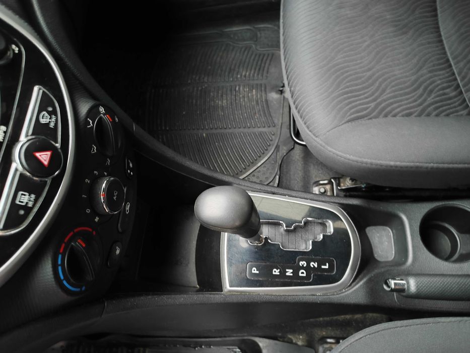 Hyundai Accent 2012 г. 1.4 газ/бенз. АКПП.Отличное состояние