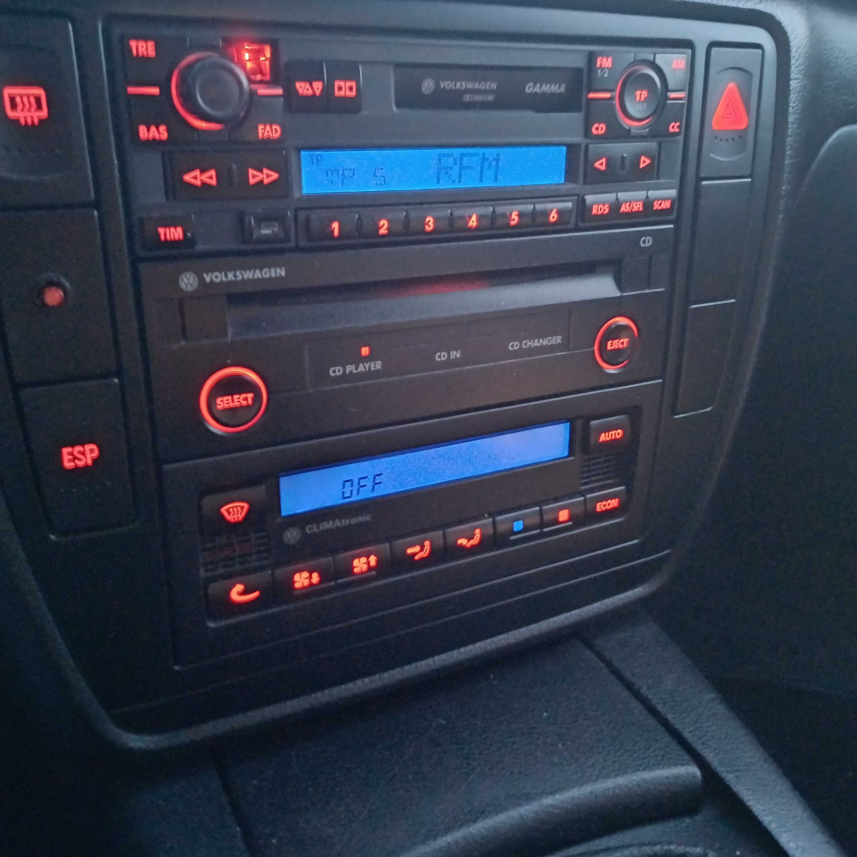 VW Passat PD 130