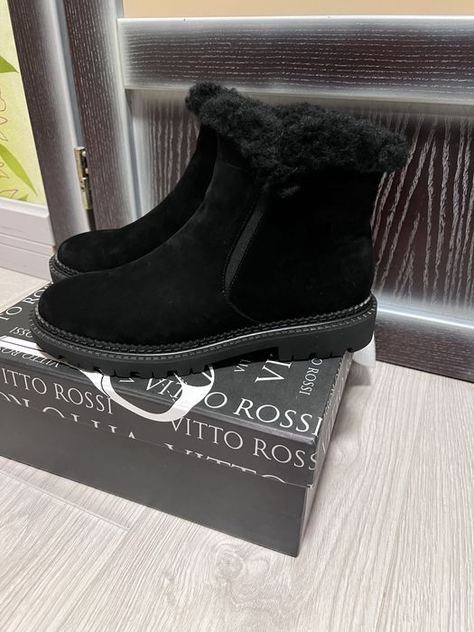 Зимові чоботи Vitto Rossi 40 р. Нові!