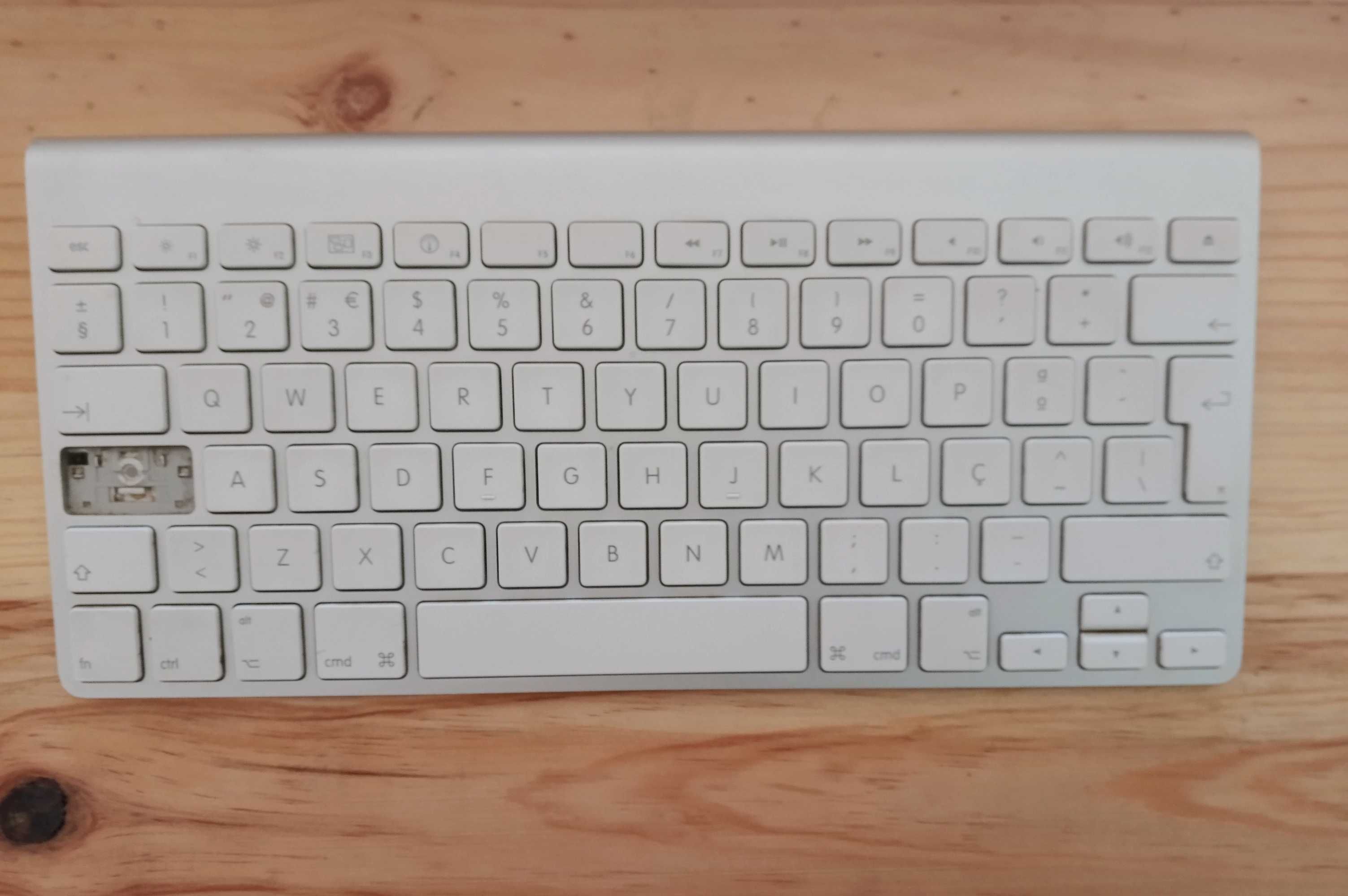 Teclado Apple mais rato Apple em branco