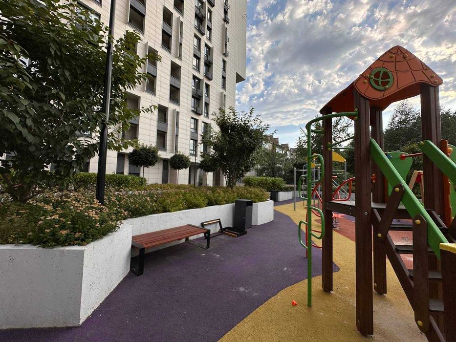 Бізнес клас.   ЖК TIME.  2к-75кв. Центр. Площа Украинских Героїв 10хв