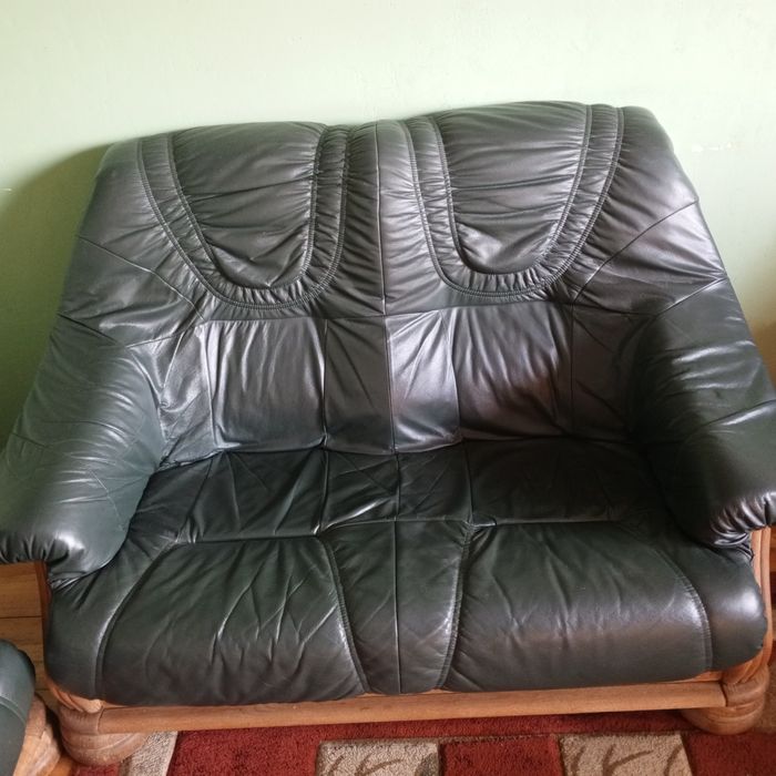 Sofa 2 osobowa, skóra, zielona + druga gratis