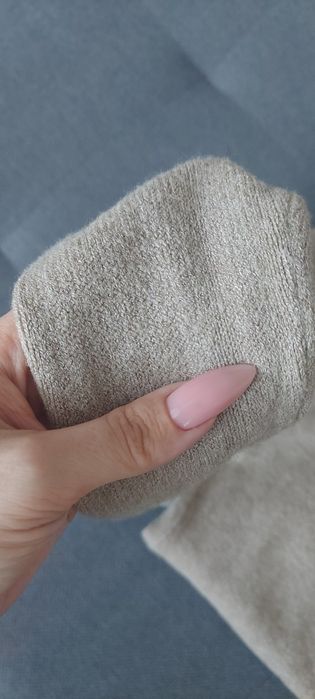 Sweterkowa sukienka z golfem kaszmir szałwiowa jasnozielona Lonky XS S