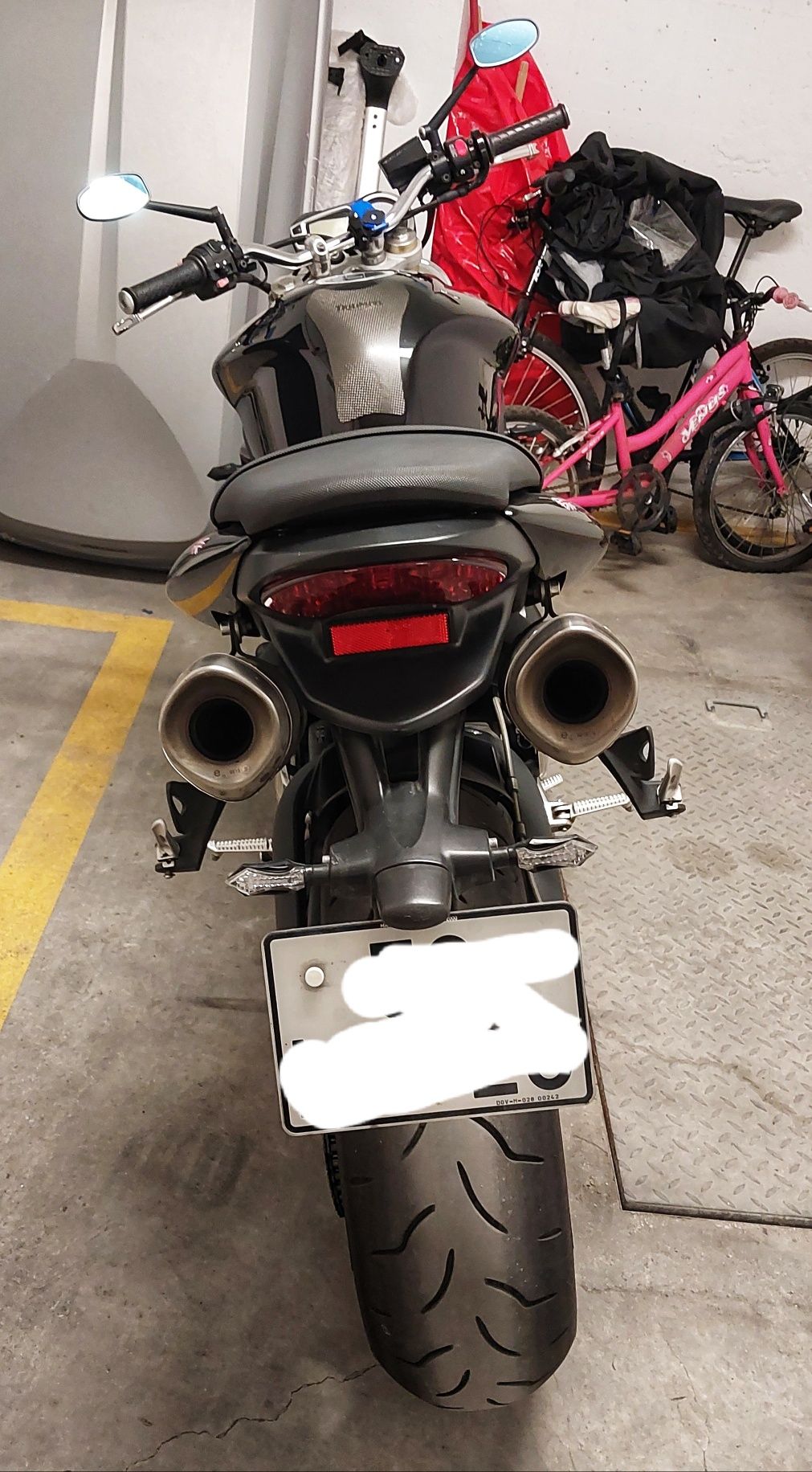 Triumph Street Triple 675