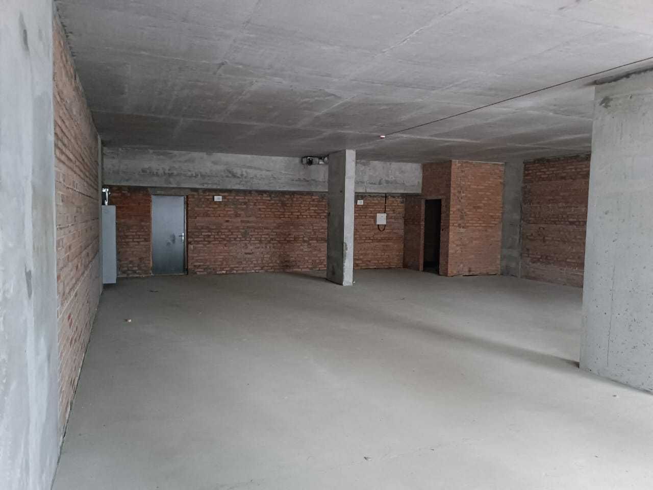 ЖК Варшавский. Фасадное помещение "Open Space" 154 м2