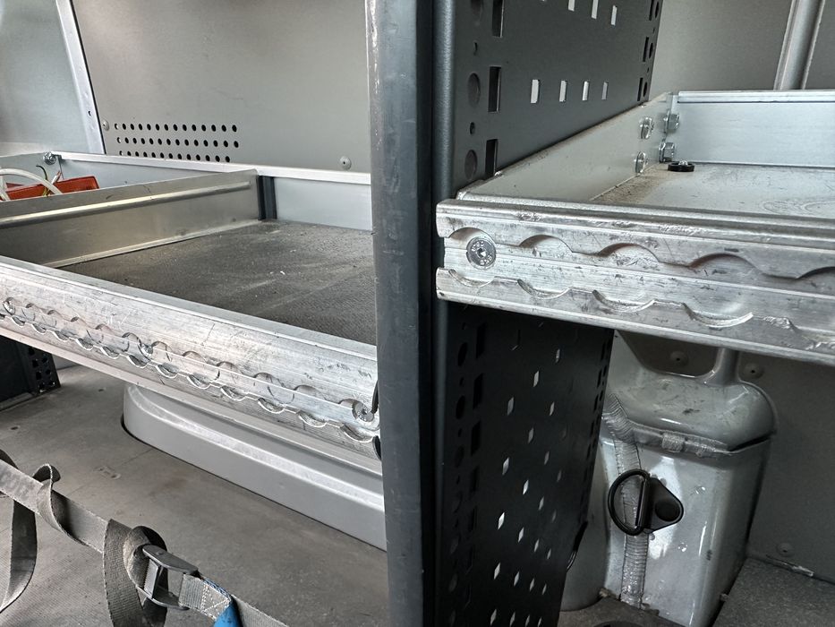 Regał zabudowa VW transporter T6 Expert Trafic Jumpy