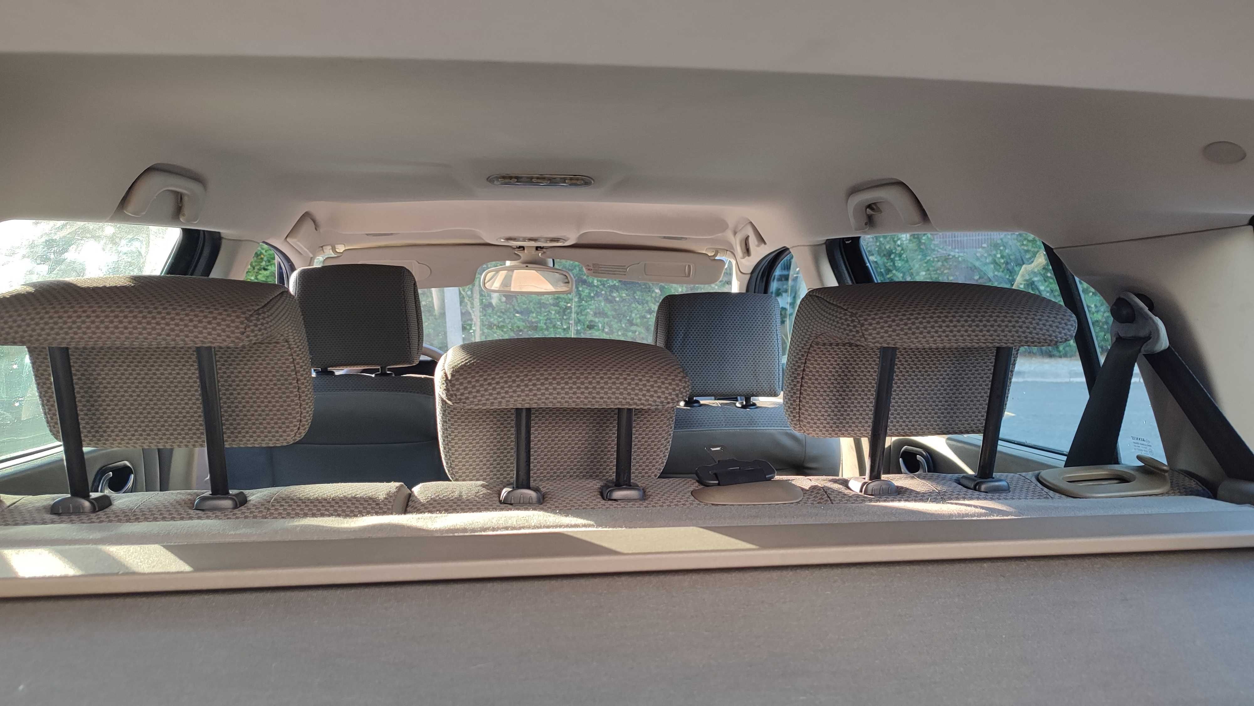 Carrinha Megane 2 1.9 DCI com avaria