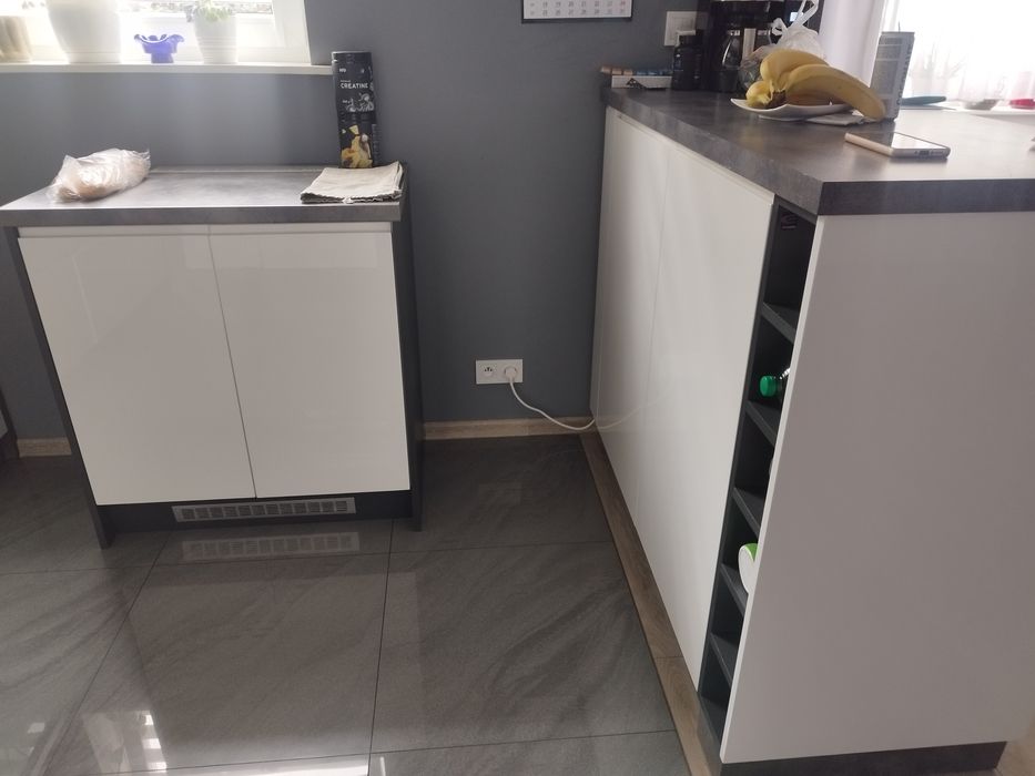 Ładna kuchnia lakierowana. Możliwość transportu