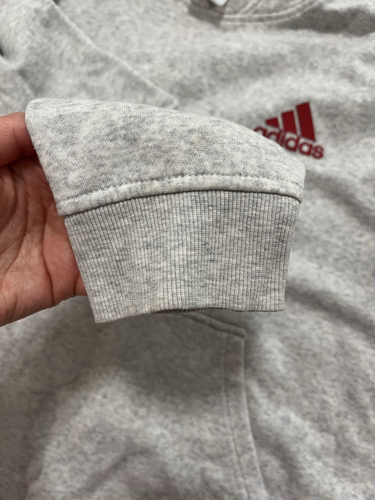 Худі adidas,розмір s