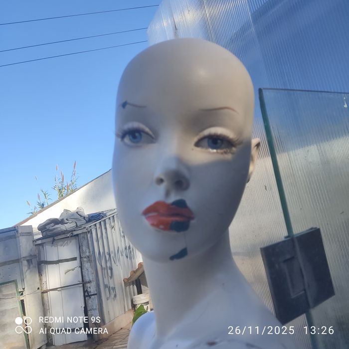 Manequim fibra  plástico