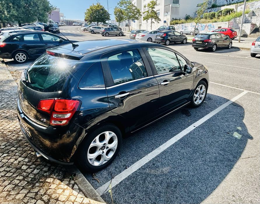 Citroen C3 gasóleo muito conservado.
