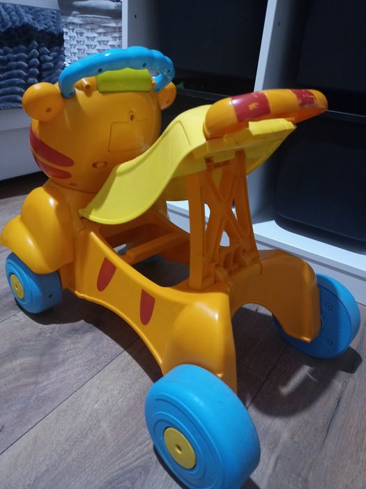 Chodzik Fischer Price