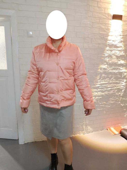 Куртка женская, цвет персик
