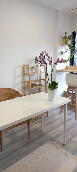 Secretária branca Ikea