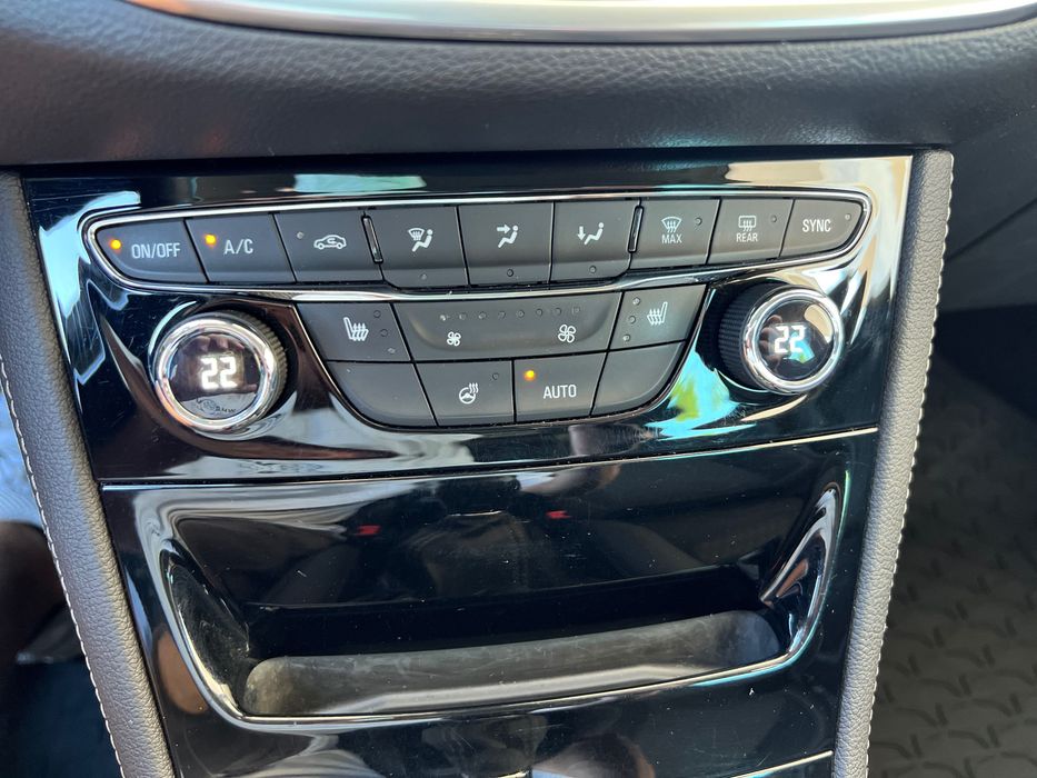 Опель Астра К 2017