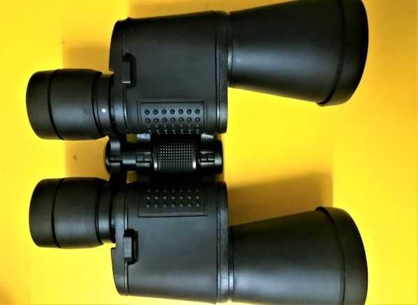 Binóculos 20 x 50 bom alcance