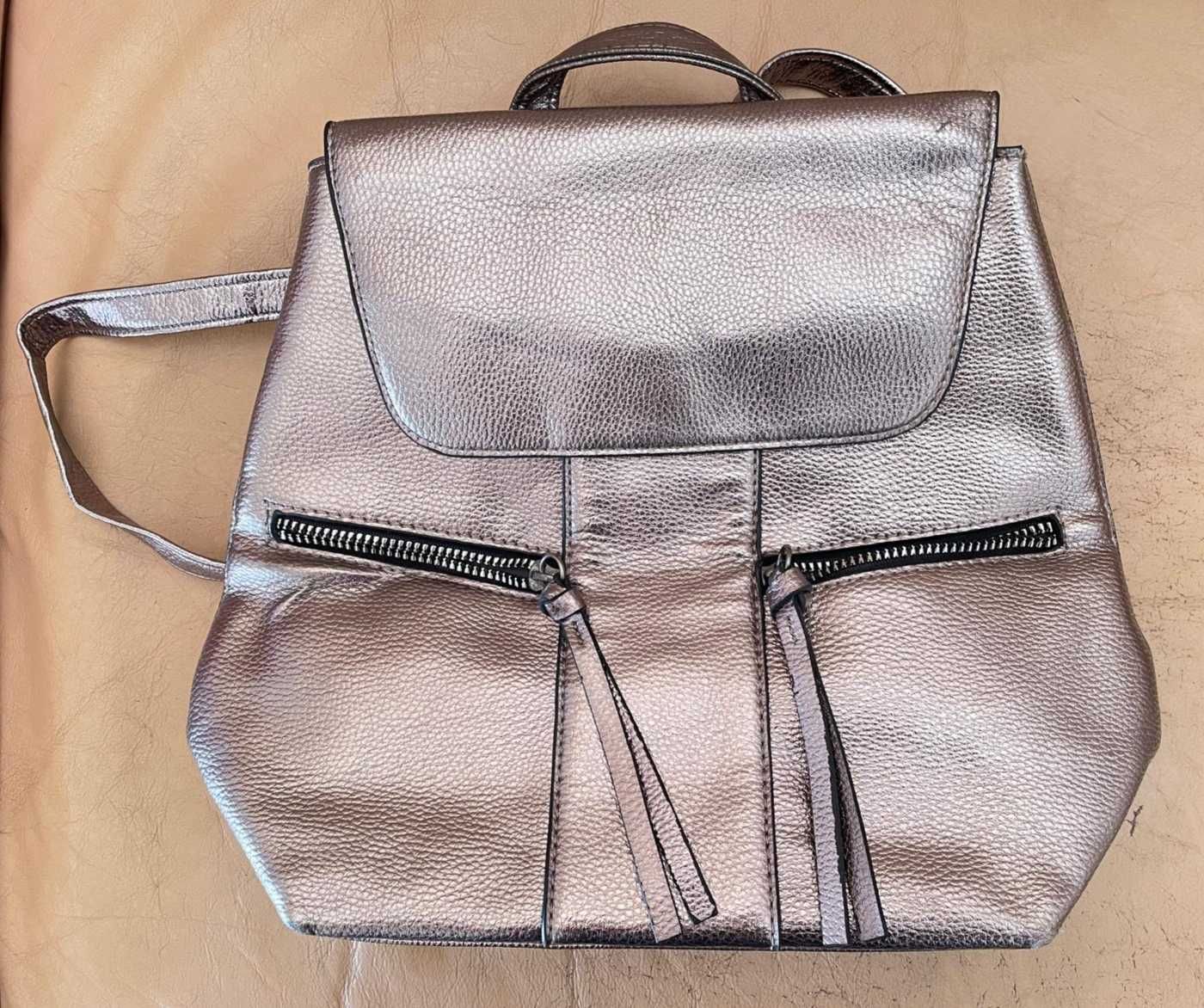 Mochila em bom estado