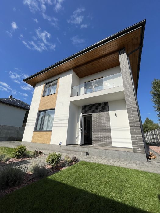 Продаж будинку з ремонтом! Гарний район! Гореничі