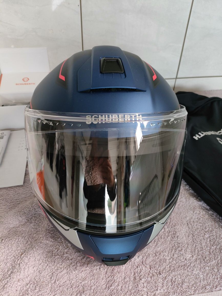Kask Schubert z interkomem STAN IDEALNY najnowszy model