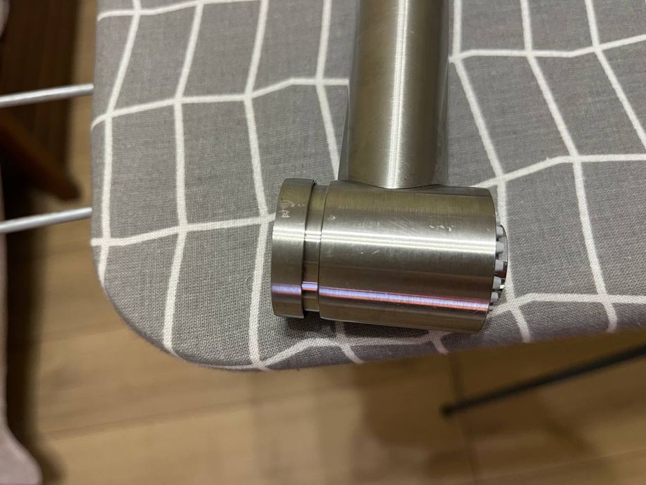 Кухонний змішувачч з виносним виливом фірми Franke