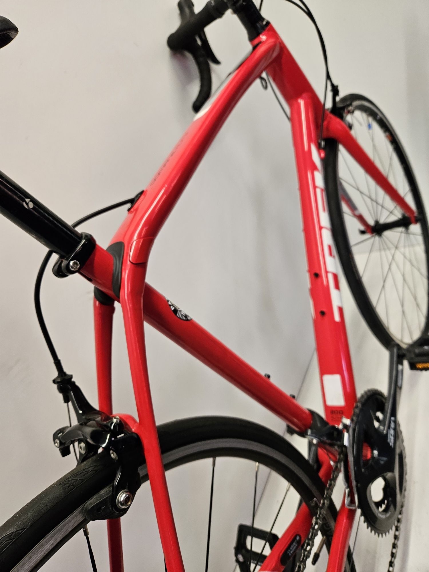 TREK DOMANE ALR 3 rower szosowy szosa Shimano Claris 2x9 Karbon