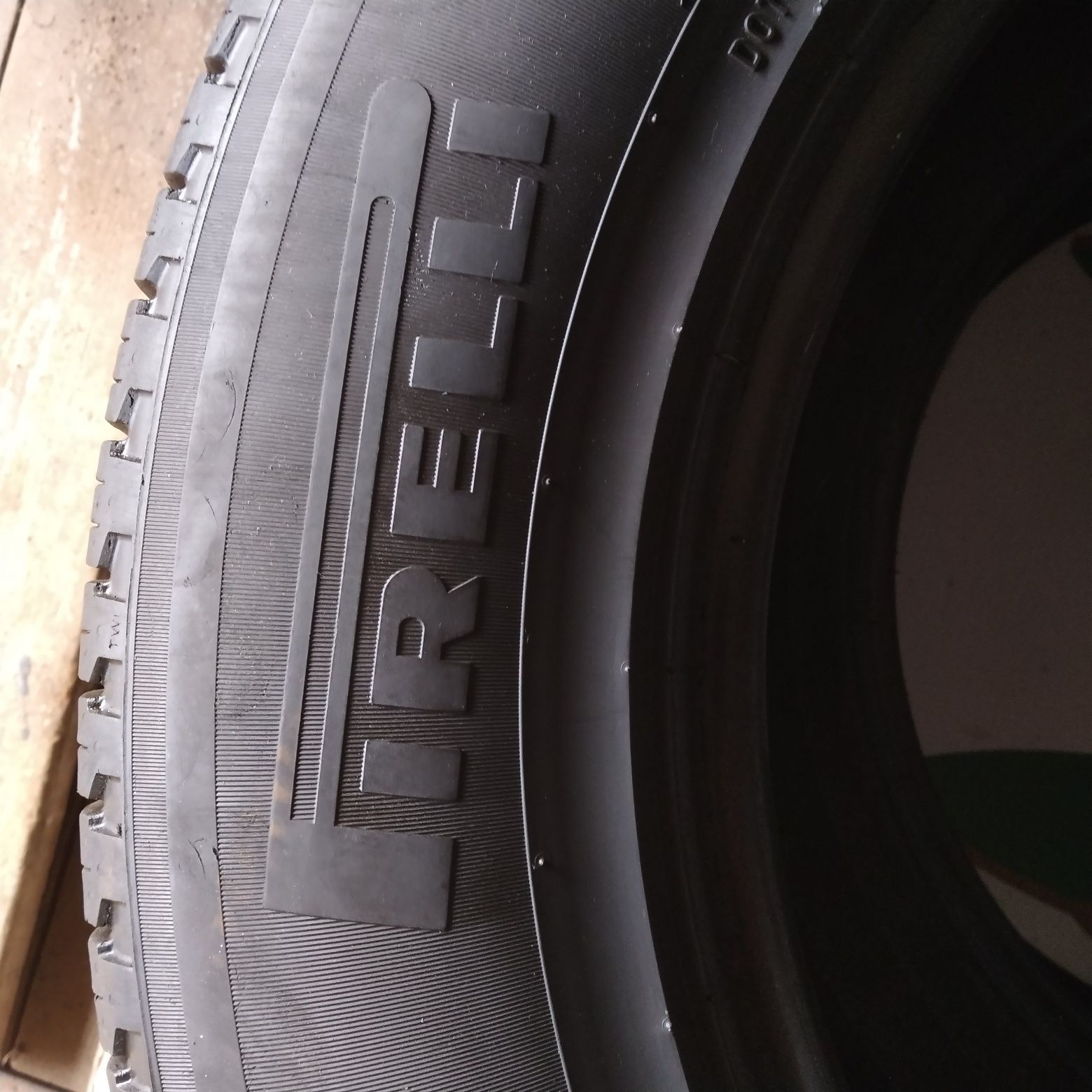 Резина колеса гума Піреллі Pirelli 265/60/18 R18