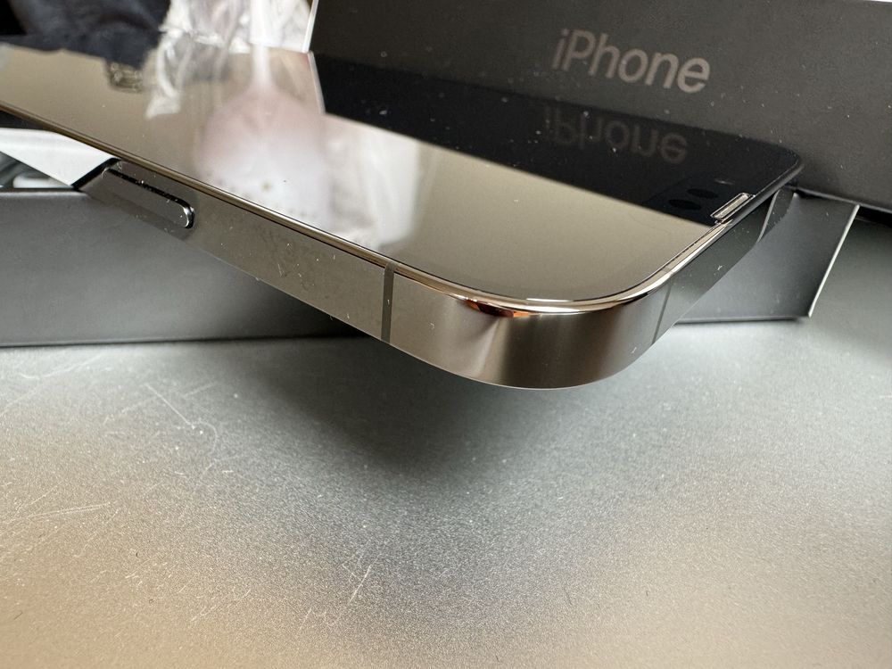 apple iphone 13 pro max 1TB A2643 grafit - stan pedantycznie idealny!