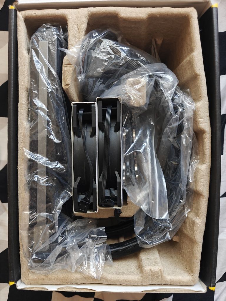 CORSAIR H100i v2 + 2 Wentylatory BeQuiet Super Stan