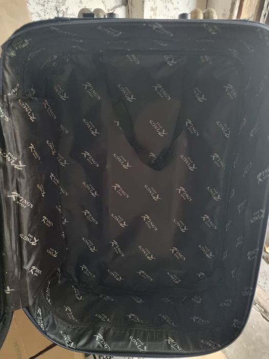 Валіза стан добрий,фірмова ,зручна