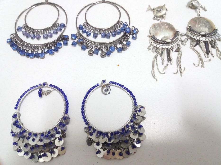 Brincos(todos 4€). Anéis (todos 3€).